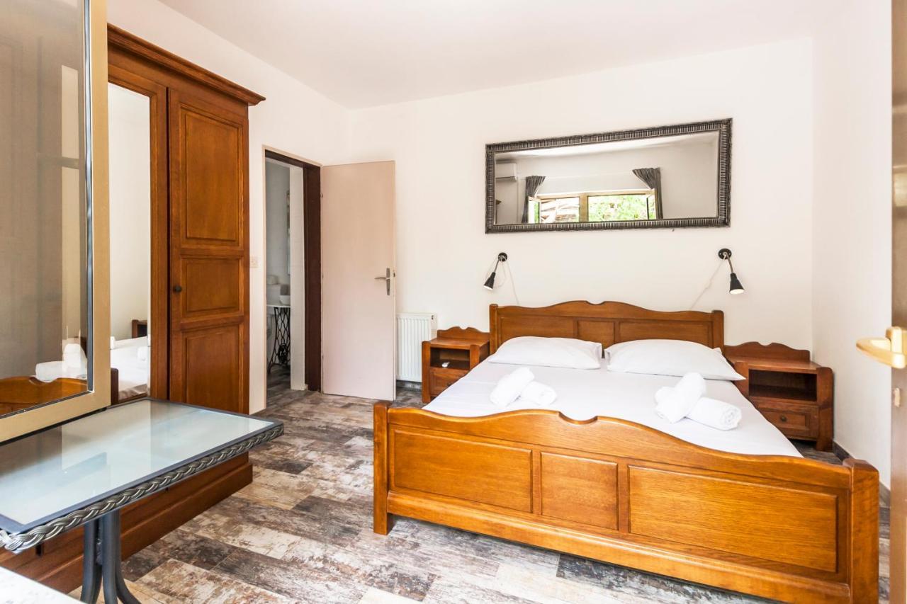 Apartments & Rooms Strcic Petra Đảo Krk Ngoại thất bức ảnh