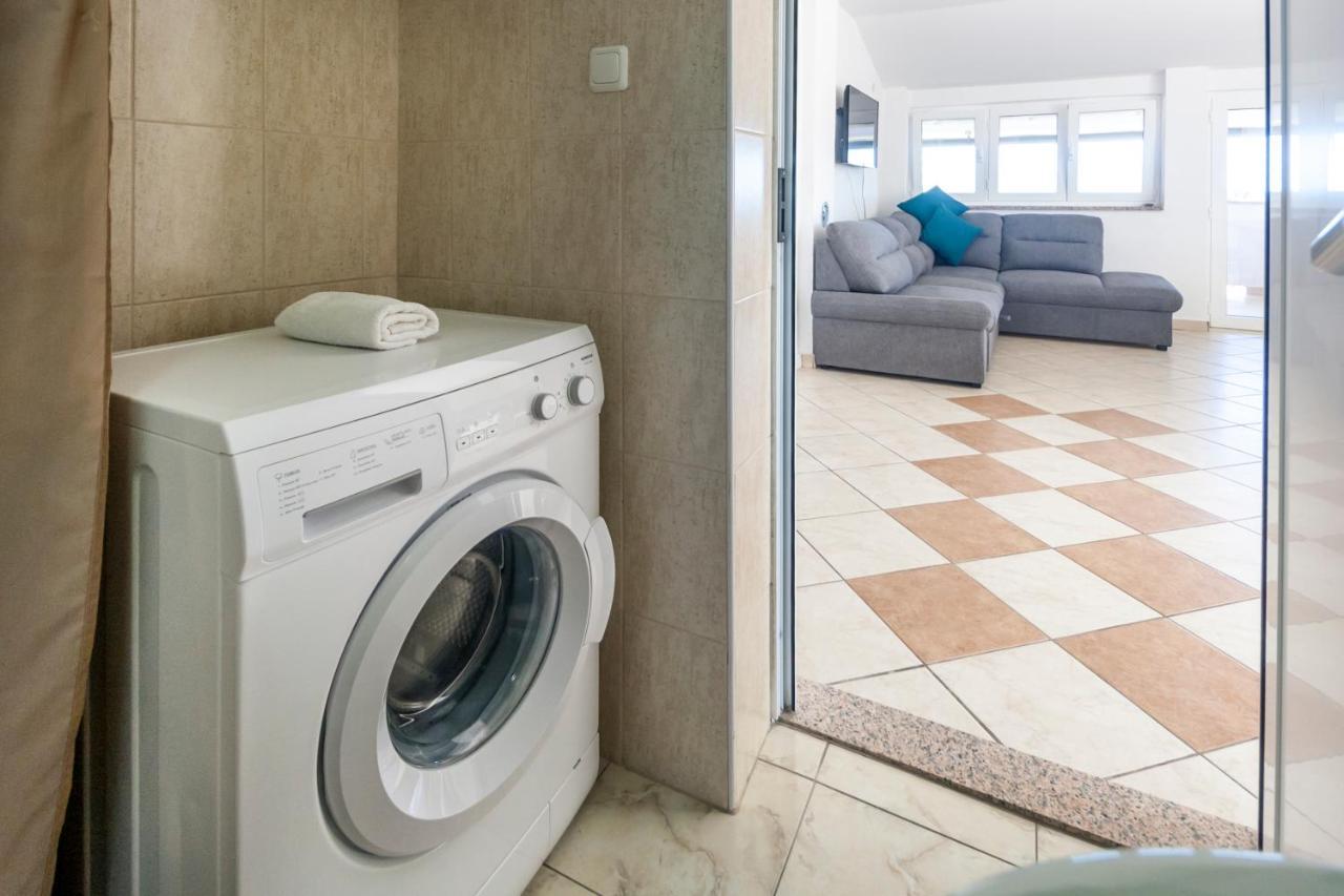 Apartments & Rooms Strcic Petra Đảo Krk Ngoại thất bức ảnh