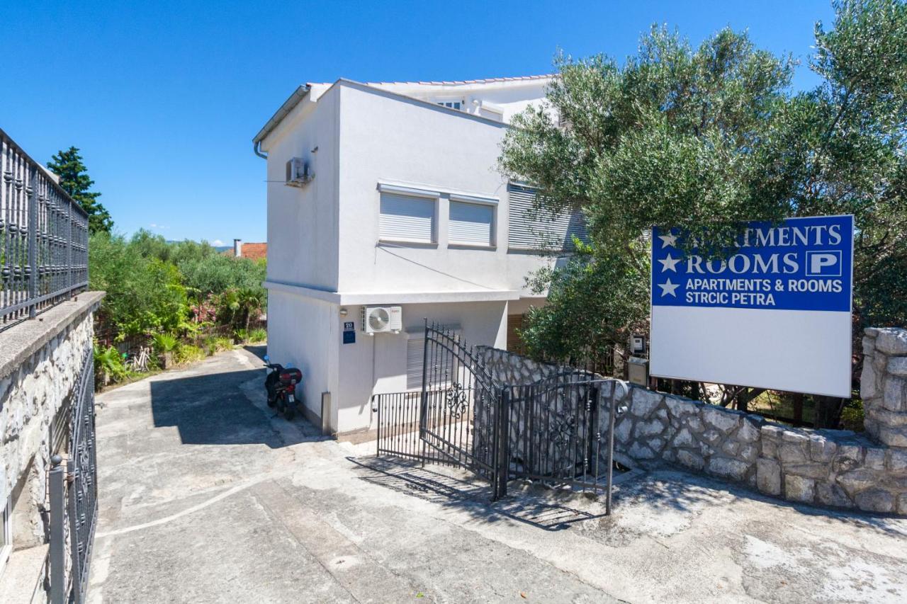 Apartments & Rooms Strcic Petra Đảo Krk Ngoại thất bức ảnh